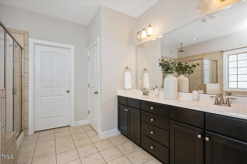 610 Silk Tree Fuquay Varina NC 27526