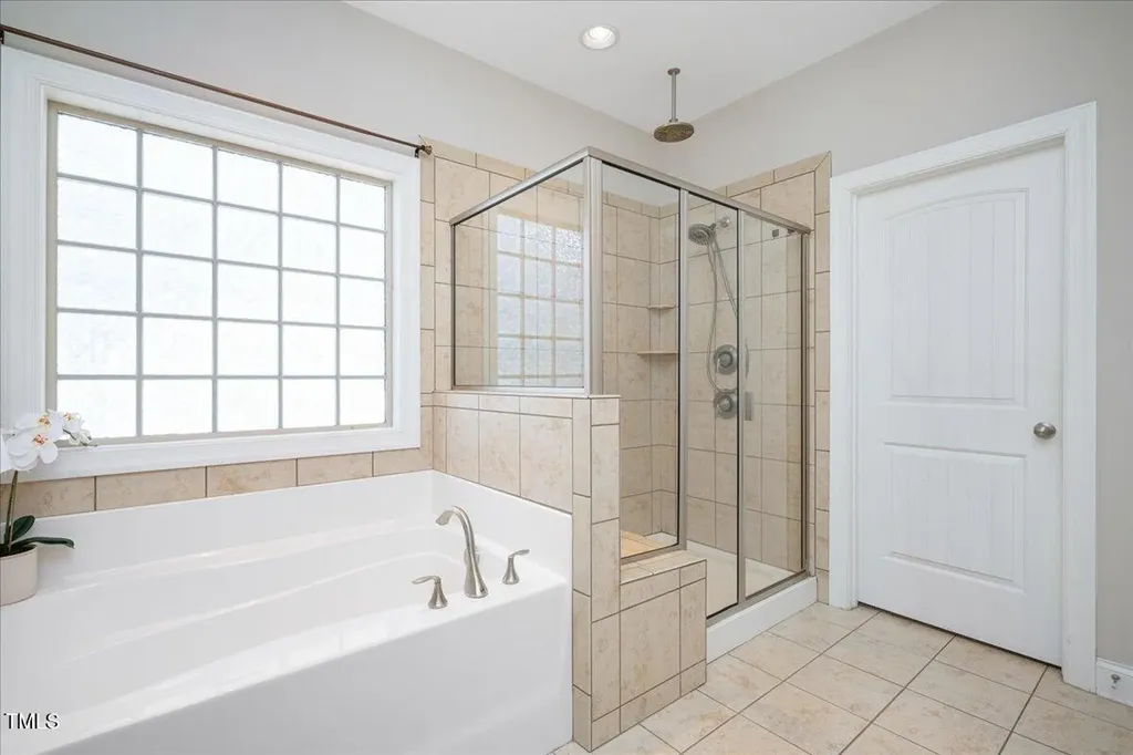 610 Silk Tree Fuquay Varina NC 27526