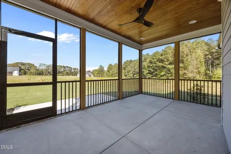 75 Broadleaf Lane Youngsville NC 27596