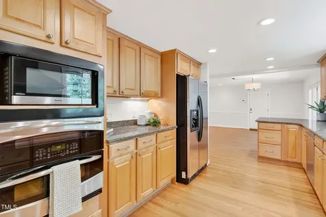 324 Glendale Drive Chapel Hill NC 27514