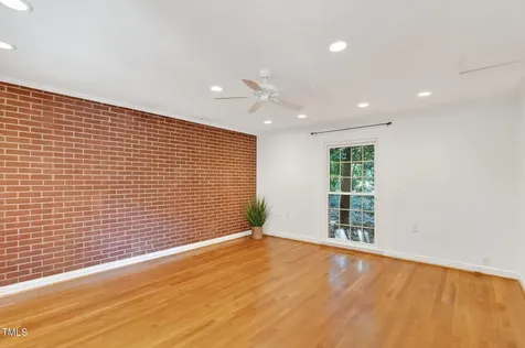 324 Glendale Drive Chapel Hill NC 27514