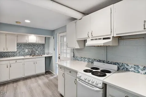 324 Glendale Drive Chapel Hill NC 27514