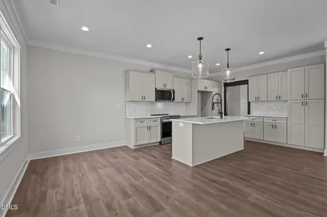 65 Livingston Lane Zebulon NC 27597
