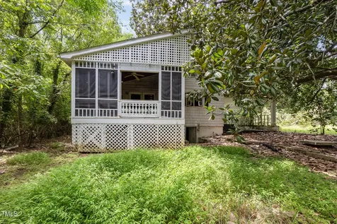 421 Grigsby Avenue Holly Springs NC 27540