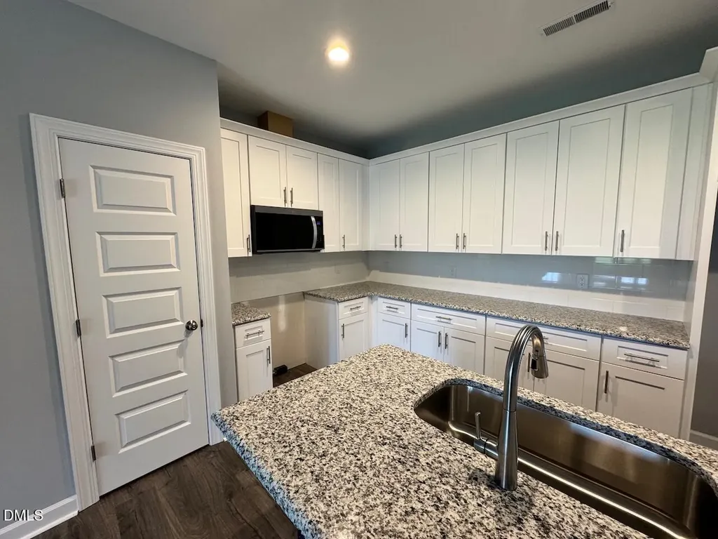 9 Alex Acres Way Selma NC 27576