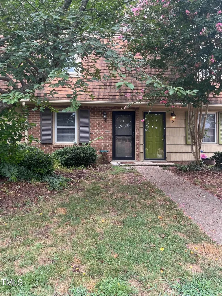 4822 Blue Bird Court Raleigh NC 27606