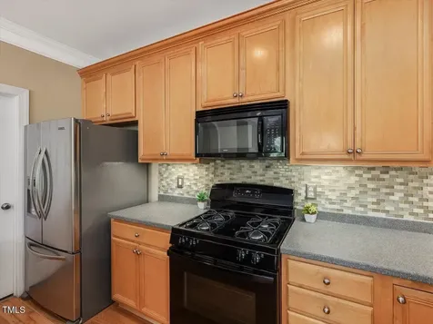 201 Presque Isle Lane Chapel Hill NC 27514