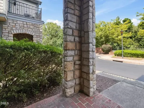 201 Presque Isle Lane Chapel Hill NC 27514