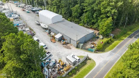 1038 Chinchilla Drive Bayboro NC 28515