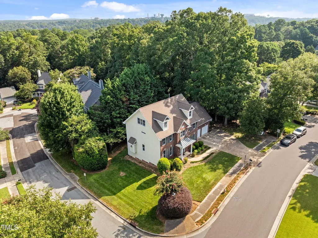 108 Nuttree Lane Chapel Hill NC 27516