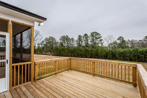 200 Kissington Way Benson NC 27504