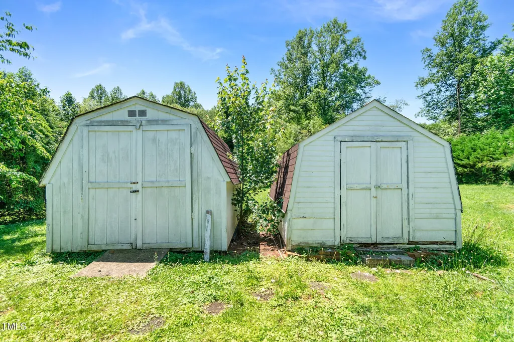 811 Queens Street NW Lenoir NC 28645