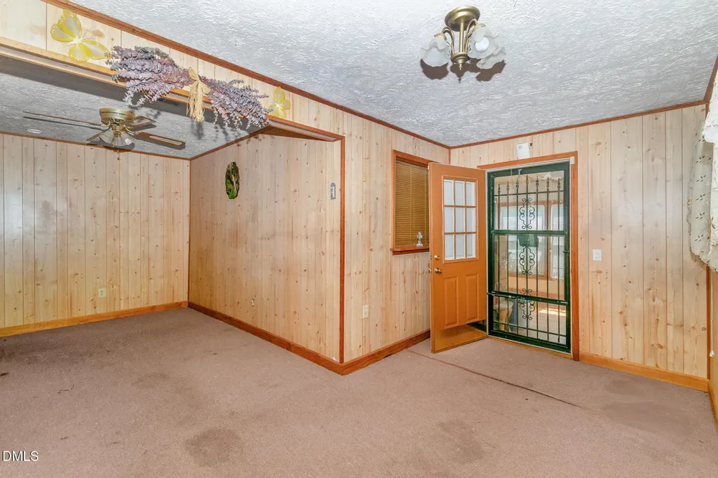 811 Queens Street NW Lenoir NC 28645