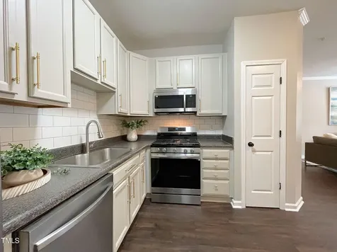 2221 Valley Edge Drive Raleigh NC 27614