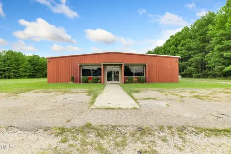 1652 Nc Highway 125 Roanoke Rapids NC 27870