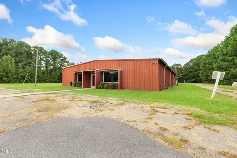 1652 Nc Highway 125 Roanoke Rapids NC 27870
