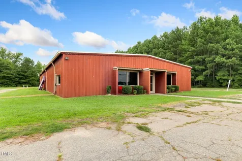 1652 Nc Highway 125 Roanoke Rapids NC 27870