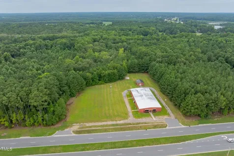 1652 Nc Highway 125 Roanoke Rapids NC 27870