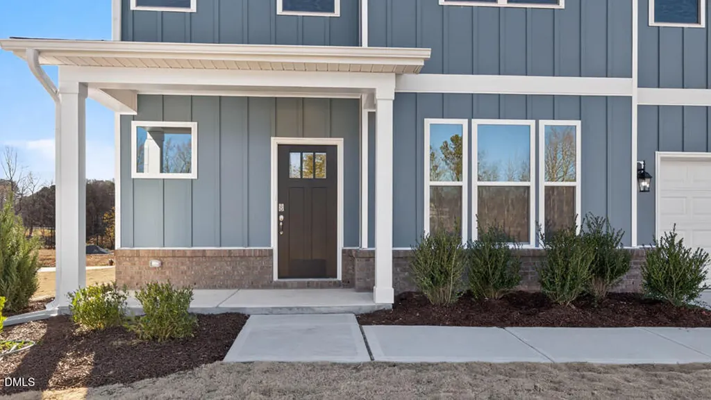 25 West Fire Opal Court Clayton NC 27520