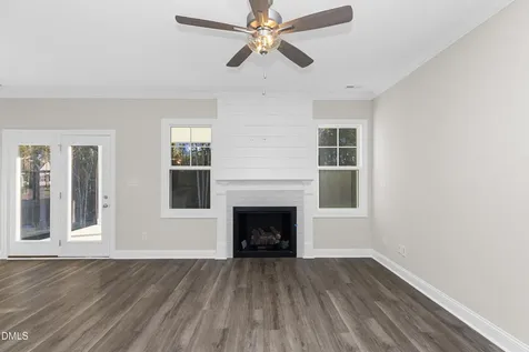 162 Surles Landing Way Benson NC 27504