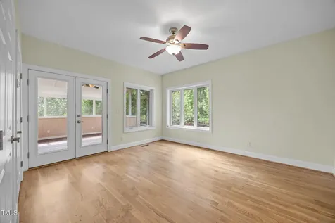 553 Waterside Drive Yanceyville NC 27379