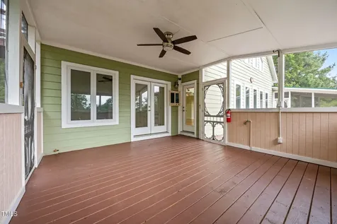 553 Waterside Drive Yanceyville NC 27379