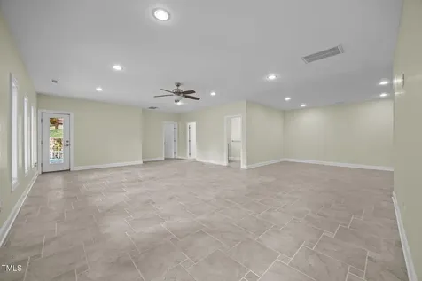 553 Waterside Drive Yanceyville NC 27379