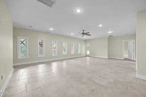 553 Waterside Drive Yanceyville NC 27379