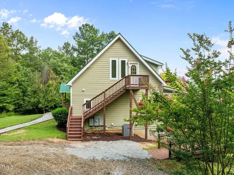 553 Waterside Drive Yanceyville NC 27379