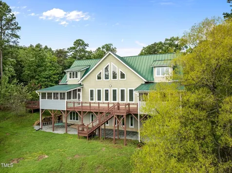 553 Waterside Drive Yanceyville NC 27379