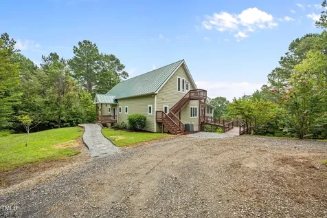553 Waterside Drive Yanceyville NC 27379
