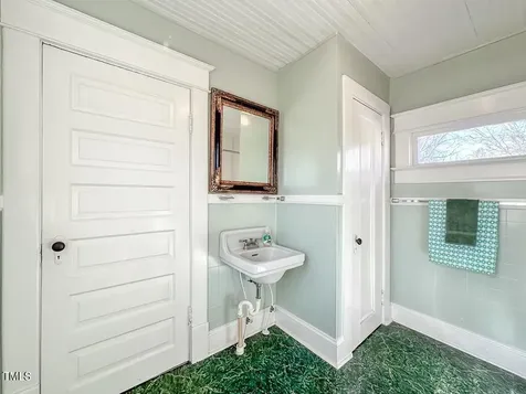 302 Halifax Street Warrenton NC 27589