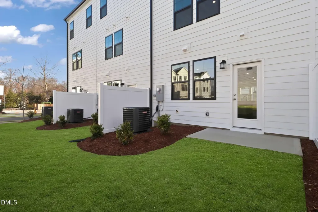2307 Oakwood Meadows Court Raleigh NC 27604