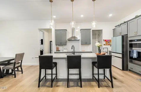 25 Cackling Way Zebulon NC 27597