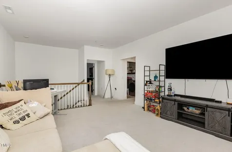 25 Cackling Way Zebulon NC 27597