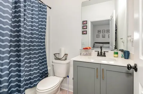 25 Cackling Way Zebulon NC 27597