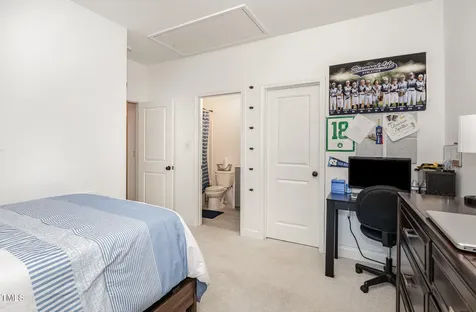 25 Cackling Way Zebulon NC 27597