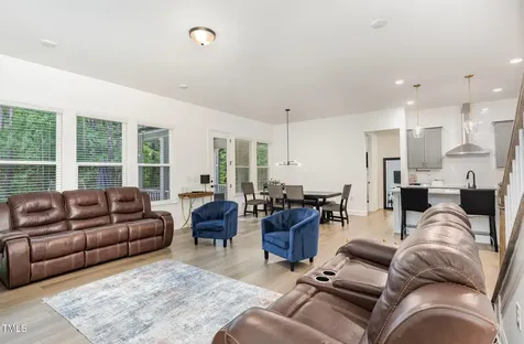 25 Cackling Way Zebulon NC 27597