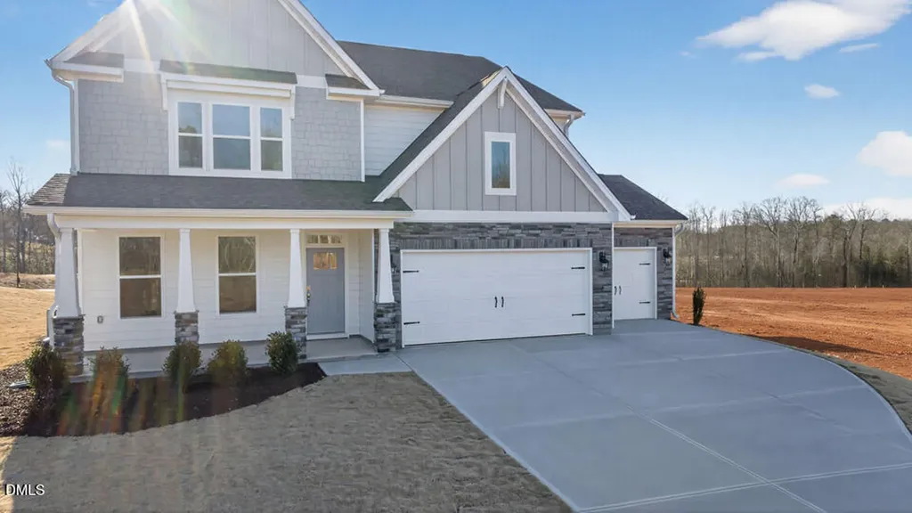 49 West Fire Opal Court Clayton NC 27520