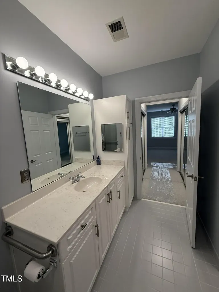 108-201 Northbrook Drive Raleigh NC 27609