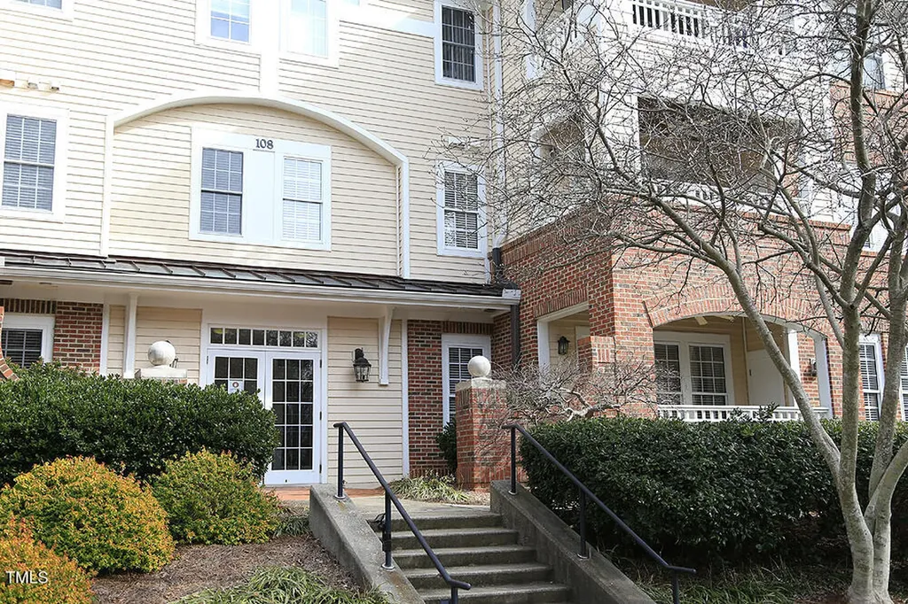 108-201 Northbrook Drive Raleigh NC 27609
