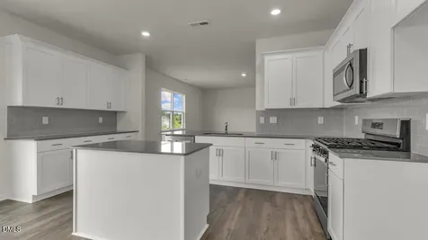 1316 Pavo Path Wendell NC 27591