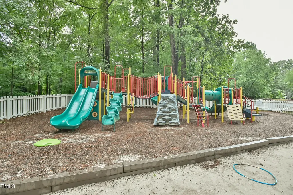 1002 Kingswood Drive Chapel Hill NC 27517