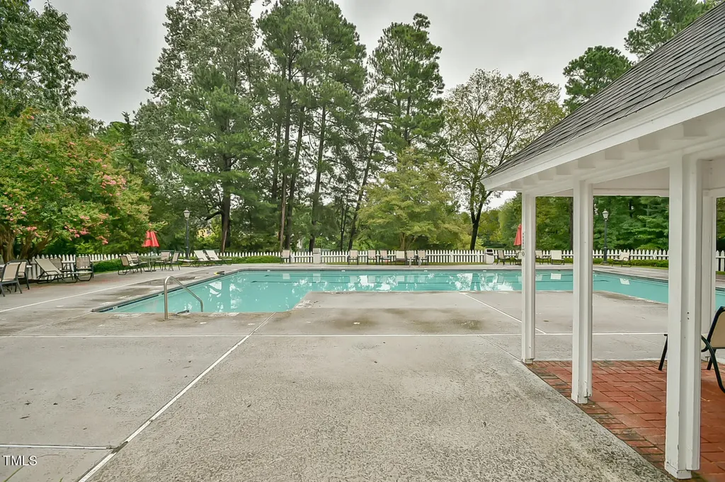 1002 Kingswood Drive Chapel Hill NC 27517