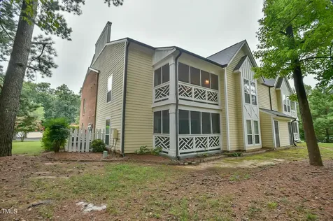 1002 Kingswood Drive Chapel Hill NC 27517