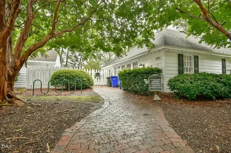 1002 Kingswood Drive Chapel Hill NC 27517