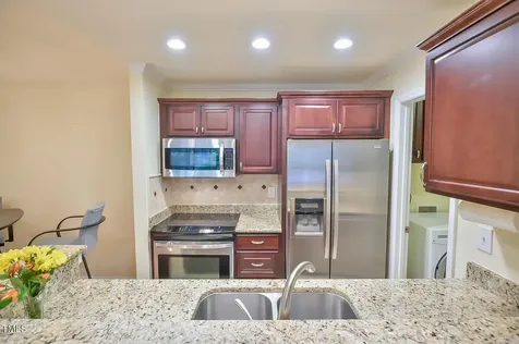 1002 Kingswood Drive Chapel Hill NC 27517