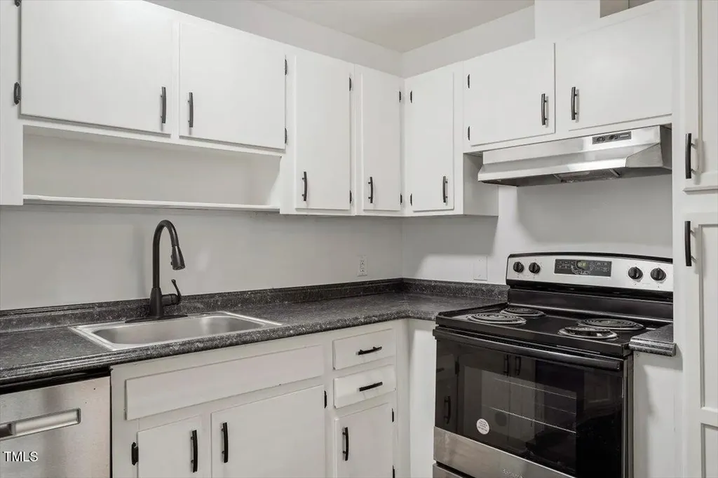 1621 Seminole Trail Raleigh NC 27609