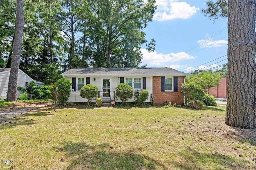 1621 Seminole Trail Raleigh NC 27609