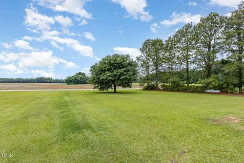 9558 Batten Road Kenly NC 27542